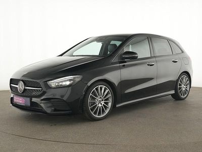 Gebraucht Mercedes B200 AMG line 163 PS (119 kW) 2022 Schwarz Van / Kleinbus