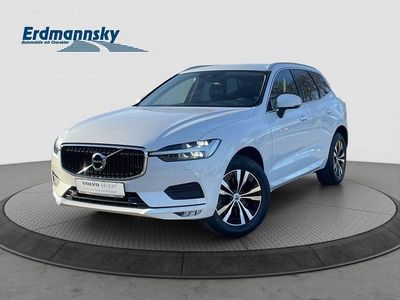 Gebraucht Volvo XC60 Momentum 197 PS (144 kW) 2020 Ice white solid (weiß) SUV