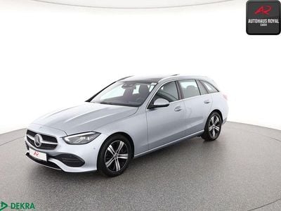 Gebraucht Mercedes C200 Avantgarde 227 PS (166 kW) 2024 Silber (metallic) Kombi