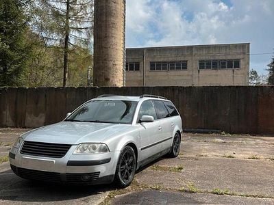 Usata VW Passat 131 CV (96 kW) 2003 Argento Station wagon