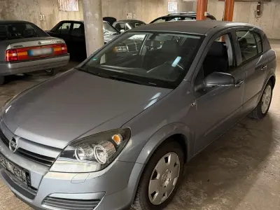 Gebraucht Opel Astra 105 PS (77 kW) 2004 Grau Limousine