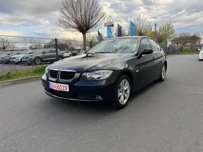 Usata BMW 318 143 CV (105 kW) 2008 Nero Berlina