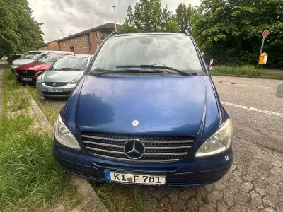 Gebraucht Mercedes Viano Edition 150 PS (110 kW) 2010 Blau Van / Kleinbus