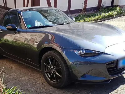 Używany Mazda MX5 Sports-Line 131 KM (96 kW) 2016 Szary Kabriolet