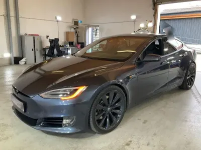 Gebraucht Tesla Model S 386 kW (525 PS) 2018 Andere Kleinwagen