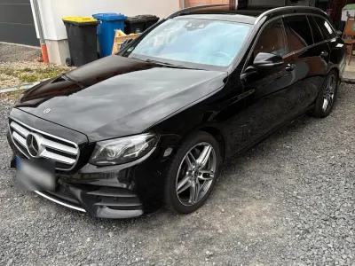 Gebraucht Mercedes E300 245 PS (180 kW) 2019 Schwarz Kombi