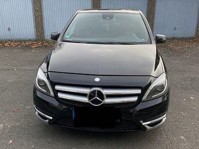 Mercedes B200