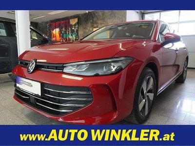 Gebraucht VW Passat Sportline 150 PS (110 kW) 2025 Rot Kombi