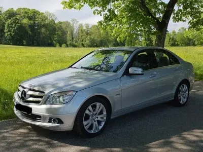 Gebraucht Mercedes C200 Elegance 136 PS (100 kW) 2010 Silber Limousine