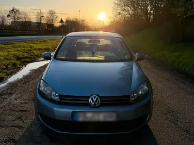 Gebraucht VW Golf VI 80 PS (58 kW) 2009 Blau Kleinwagen