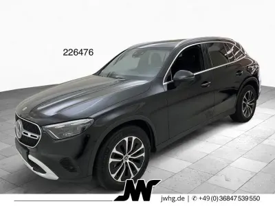 Gebraucht Mercedes GLC220 197 PS (144 kW) 2023 Obsidianschwarz  metalliclack SUV