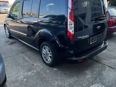 Gebraucht Ford Tourneo Connect 120 PS (88 kW) 2020 Schwarz Van / Kleinbus