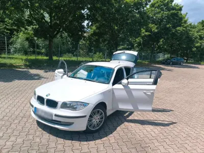 Gebraucht BMW 116 122 PS (89 kW) 2010 Weiß Kleinwagen