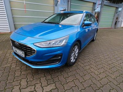 Gebraucht Ford Focus Titanium 125 PS (91 kW) 2024 Blau Limousine
