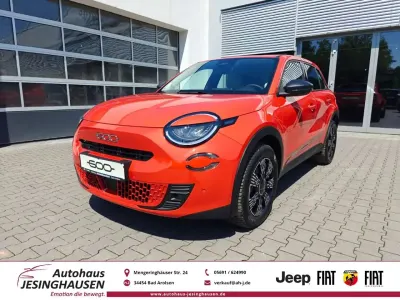 Neu Fiat 600 Business 114 kW (156 PS) 2026 Sole orange SUV