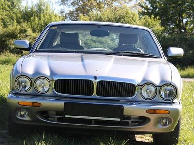 Silber metallic Gebraucht 1999 Jaguar XJ Executive Limousine | 19.999 €
