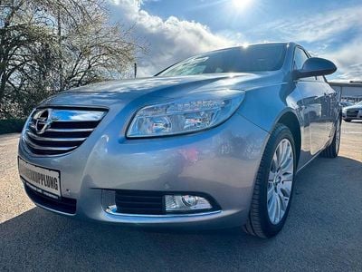 Usado Opel Insignia Selection 140 HP (102 kW) 2009 Prateado Sedan