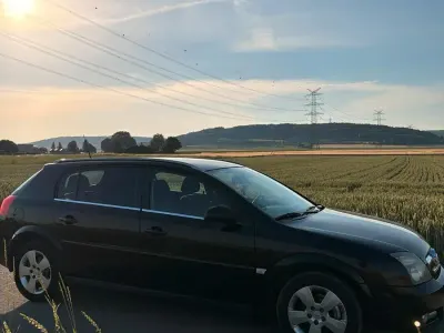 Gebraucht Opel Signum 155 PS (114 kW) 2005 Schwarz Kleinwagen