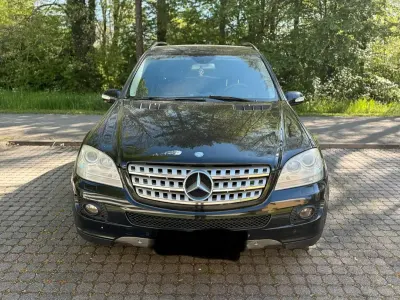 Brugt Mercedes ML320 226 HK (166 kW) 2005 Sort SUV