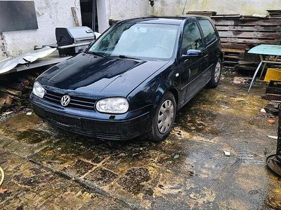 Gebraucht VW Golf IV 2002 Blau Kleinwagen