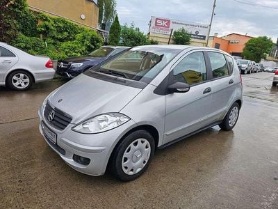 Second-hand Mercedes A150 95 CP (69 kW) 2006 Argintiu Hatchback