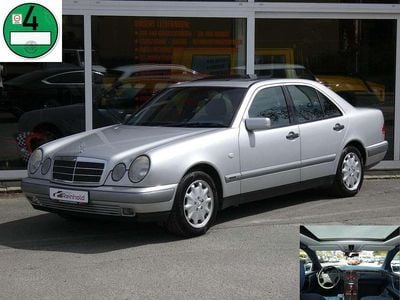 Brugt Mercedes E280 Classic 193 HK (141 kW) 1996 Sølv Sedan