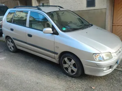 Gebraucht Mitsubishi Space Star 82 PS (60 kW) 2002 Silber Van / Kleinbus