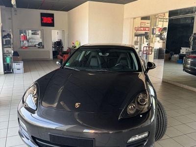 Usata Porsche Panamera 4 299 CV (219 kW) 2012 Grigio Berlina