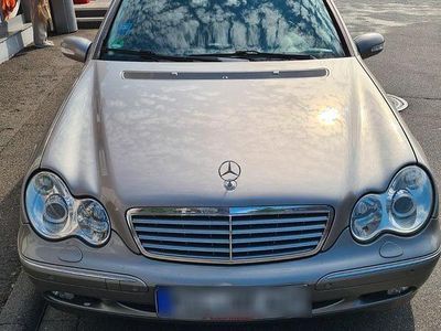 Mercedes 240