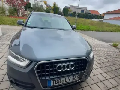Gebraucht Audi Q3 140 PS (102 kW) 2013 Grau SUV