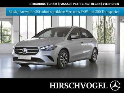 Second-hand Mercedes B180 Style 136 CP (100 kW) 2022 Argintiu Monovolum