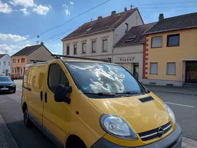 Gebraucht Opel Vivaro 82 PS (60 kW) 2004 Gelb Van / Kleinbus