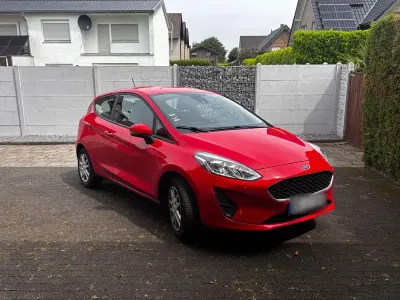 Gebraucht Ford Fiesta Trend 71 PS (52 kW) 2018 Rot Kleinwagen