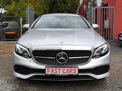 Mercedes E200
