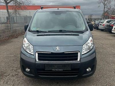 Gebraucht Peugeot TePee Access 128 PS (94 kW) 2014 Grau Van / Kleinbus