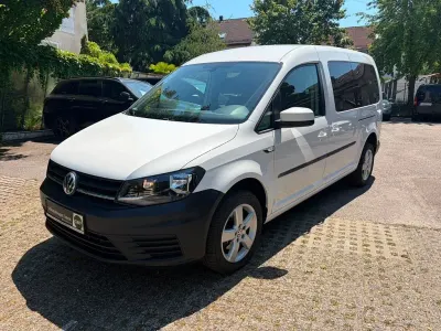 Gebraucht VW Caddy 102 PS (75 kW) 2018 Weiß Van / Kleinbus