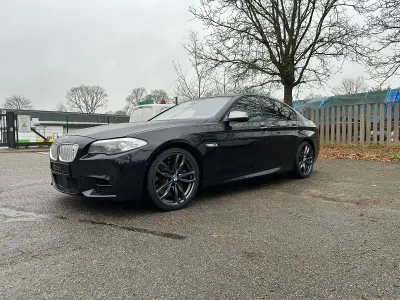 Gebraucht BMW 550 381 PS (280 kW) 2013 Schwarz Limousine