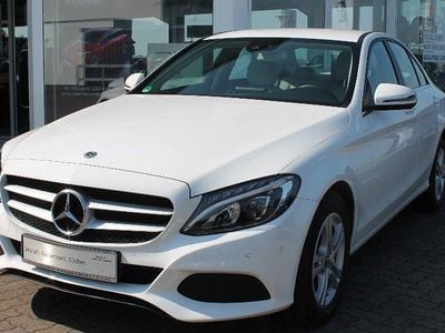 Gebraucht Mercedes C200 Avantgarde 184 PS (135 kW) 2018 Weiß Limousine