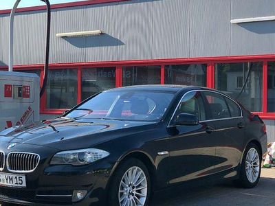 Schwarz Gebraucht 2011 BMW 530 Limousine | 15.000 € (Etwas zu teuer)