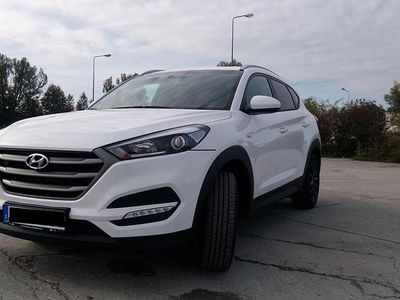 Gebraucht Hyundai Tucson 177 PS (130 kW) 2017 Weiß SUV