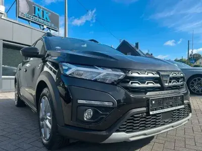 Gebraucht Dacia Sandero Comfort 91 PS (66 kW) 2022 Schwarz Limousine
