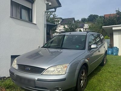 Gebraucht Ford Mondeo 146 PS (107 kW) 2003 Silber Kombi