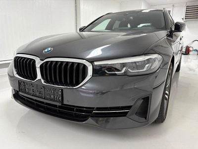 Gebraucht BMW 530 Sport Line 252 PS (185 kW) 2022 Grau Kombi