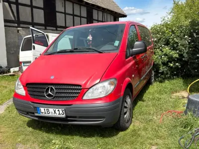 Gebraucht Mercedes Vito 109 PS (80 kW) 2003 Rot Van