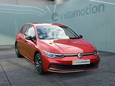 Gebraucht VW Golf VIII Move 150 PS (110 kW) 2023 Rot Limousine