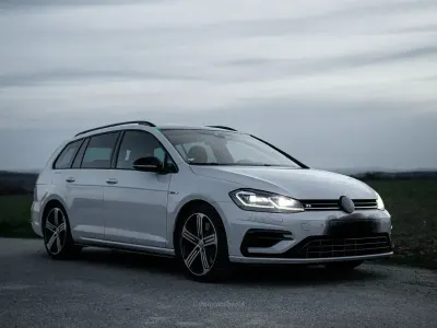 Gebraucht VW Golf VII R 310 PS (228 kW) 2018 Grau Kombi