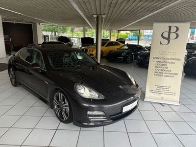 Porsche Panamera 4S