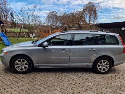 Gebraucht Volvo V70 Momentum 163 PS (119 kW) 2009 Kombi