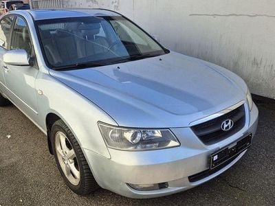 Usado Hyundai Sonata 162 HP (119 kW) 2006 Prateado Sedan