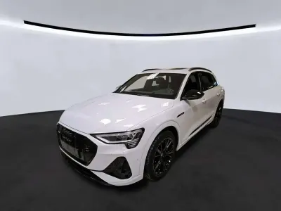 Usata Audi e-tron Black Edition 300 kW (408 CV) 2022 Bianco SUV